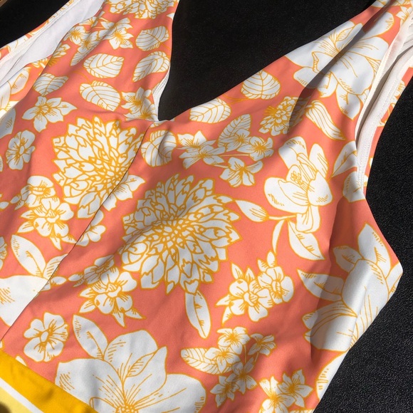 Matilda Jane Swimsuit Ladies Size Large Floral Tropical Orange Yellow One Piece - Picture 3 of 15